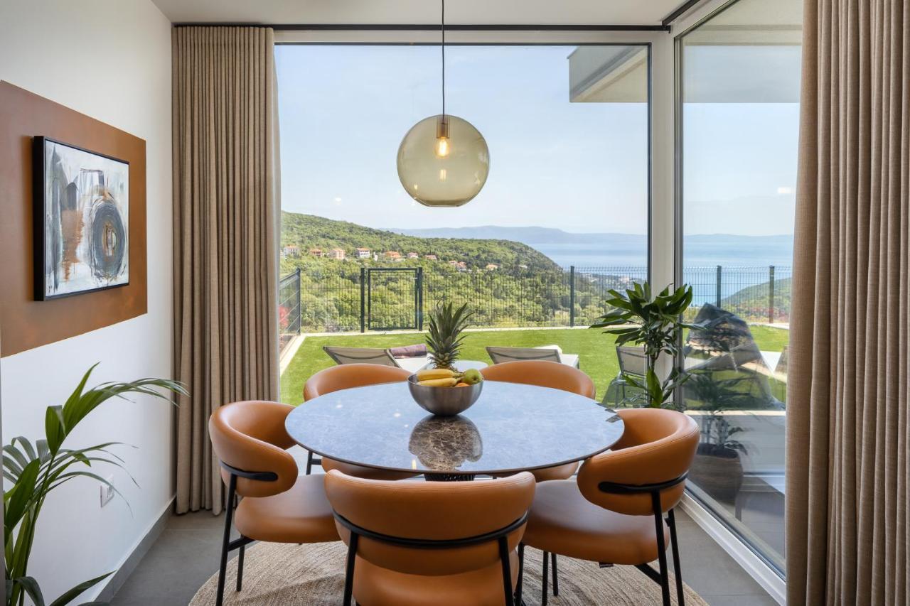 Royal Hilltop Residence Labin  Buitenkant foto