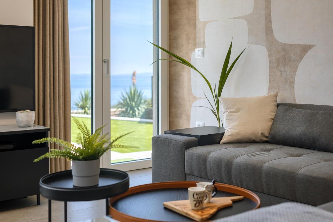 Royal Hilltop Residence Labin  Buitenkant foto